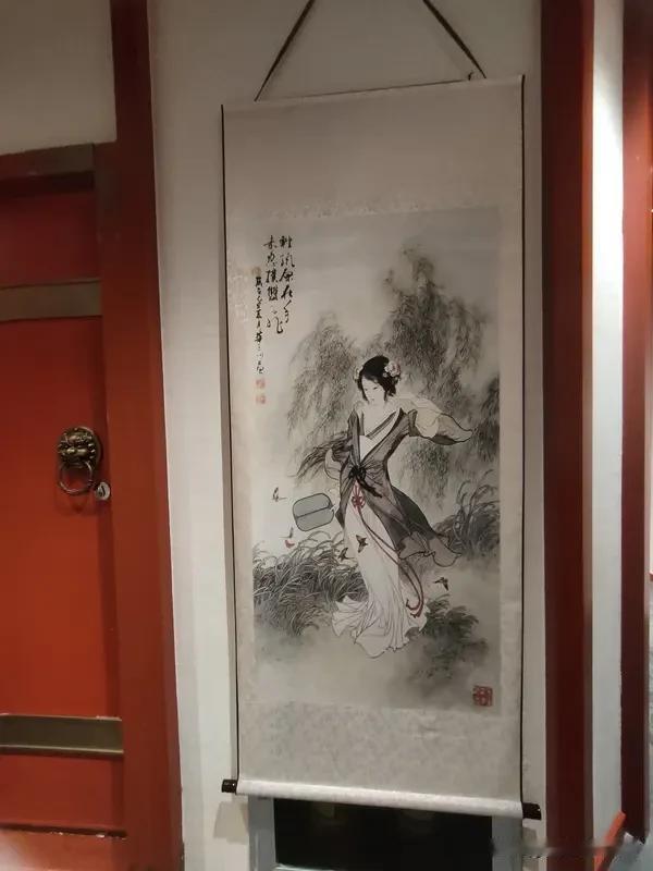 为什么红楼梦中的林黛玉要姓“林”林黛玉姓"林"，暗合多重意蕴：其一，"林"谐音"