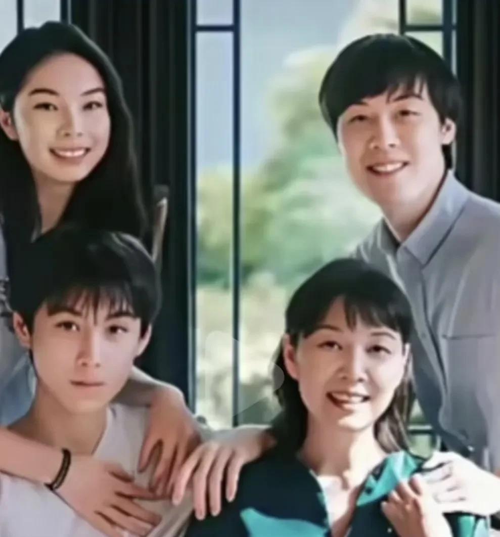 谈不上爱孩子吧，感觉对杜三姐而言，她的目的就是踢出正室，自己登堂入室，所以生子只