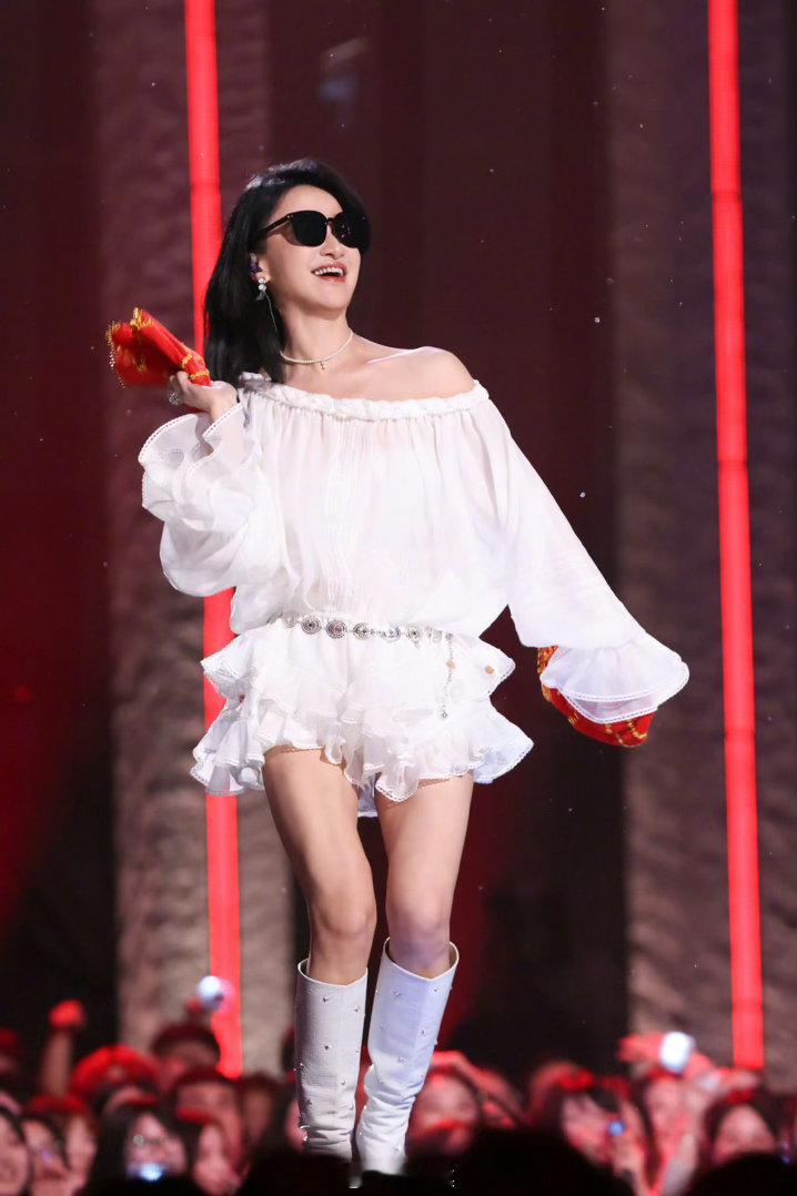 赵子琪张慧雯吵架正片赵子琪要爆料什么啊这啊这，芒果台肠子都要悔青了吧！就是说赵