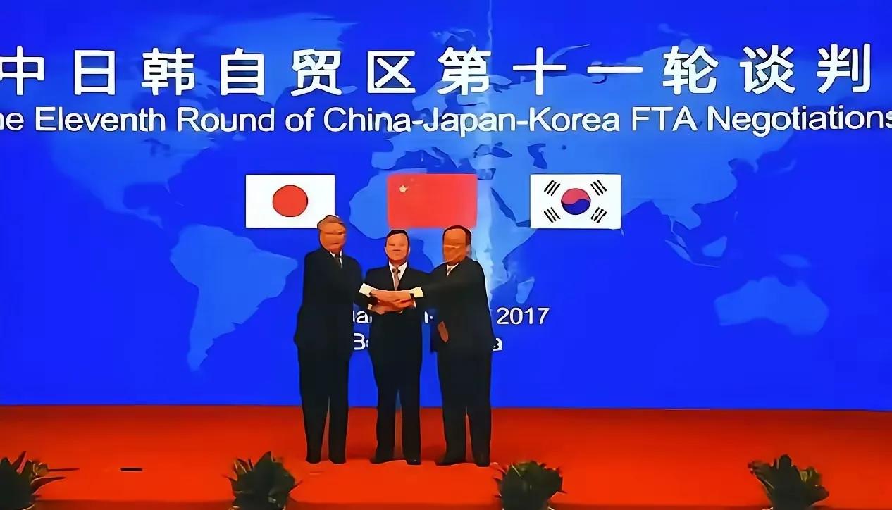 不会再有中日韩协定了，因为韩国日本和中国是逆差，意味着它们从中国赚不钱，日韩也就