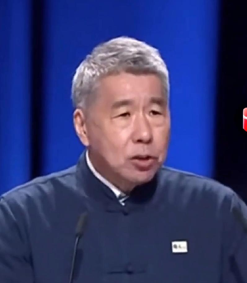 郑丽文再次公布人员名单,大家都是十分的关注期待。期待老教授张亚中名字的出现。