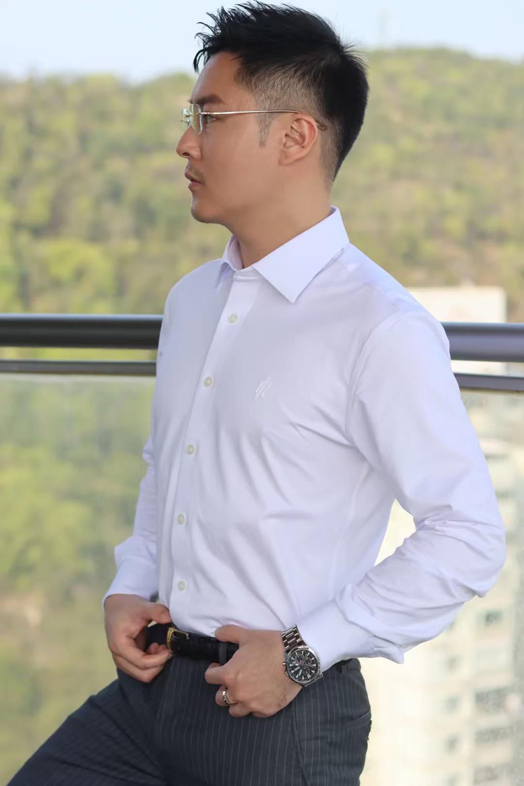 中年男人穿衣忠告：不追大牌、只选对的，这4个中产品牌，体面感拉满！中年男人穿