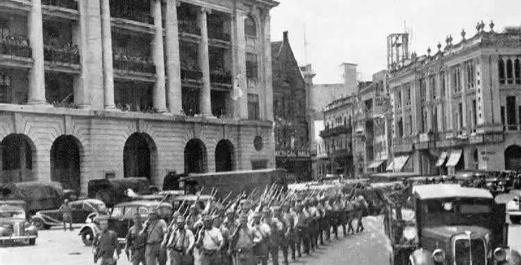 新加坡大屠杀是指日军在第二次世界大战占领新加坡后针对当地华人有系统的种族清洗，倭