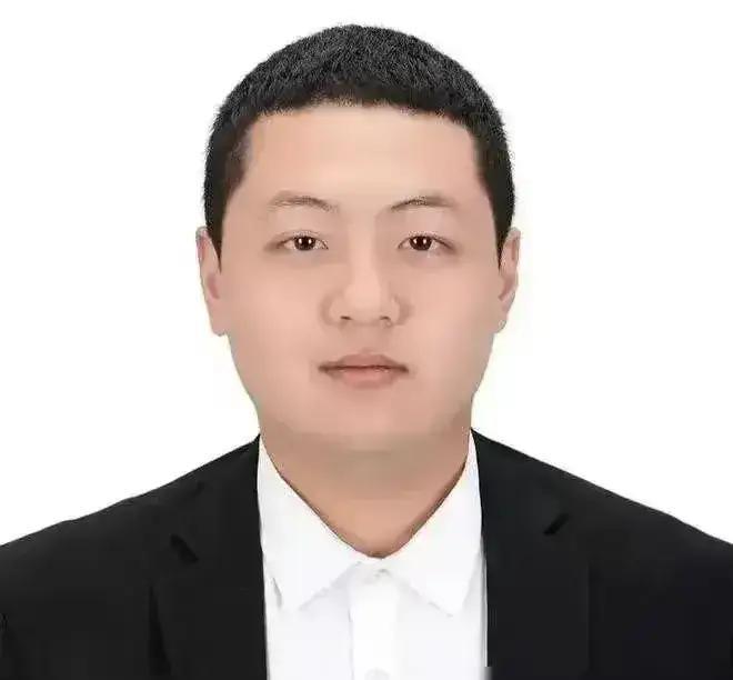 做人的差距怎么就这么大呢？辽宁队和广东队同为民企，同为老牌的强队，两位