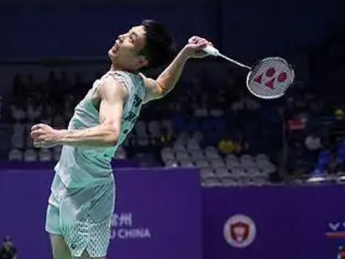 北京时间7月25日，中国羽毛球公开赛男单半决赛对阵如下，没有中国球员第一场1