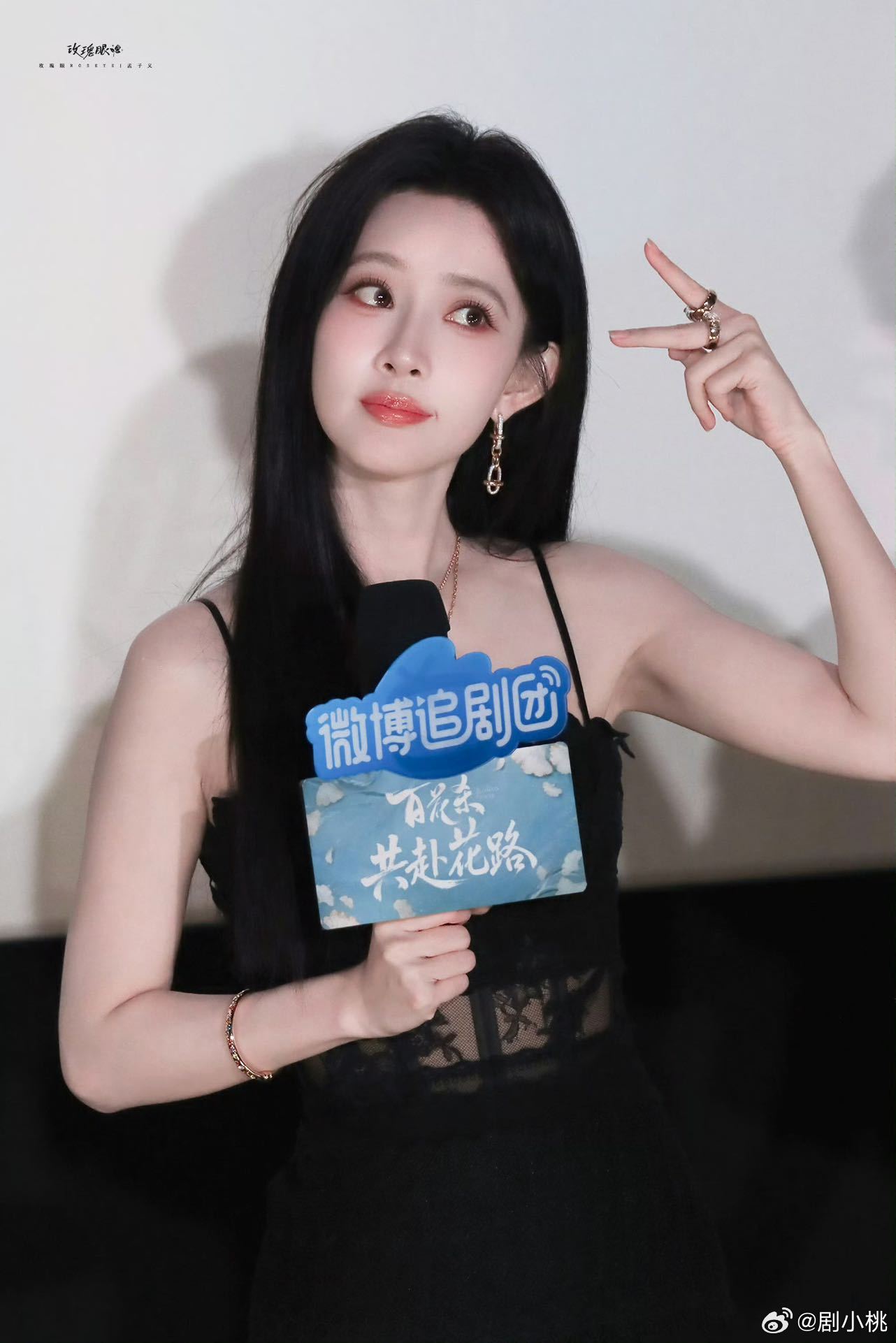 孟子义会哄多哄从全网黑到全网夸，她靠的不是完美人设，而是这份愿意把柔软留给珍惜