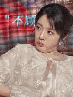 我把《主角》宣传期的旧片段又看了几遍，越来越觉得，韩沛颖这场风波最初真正对着的人