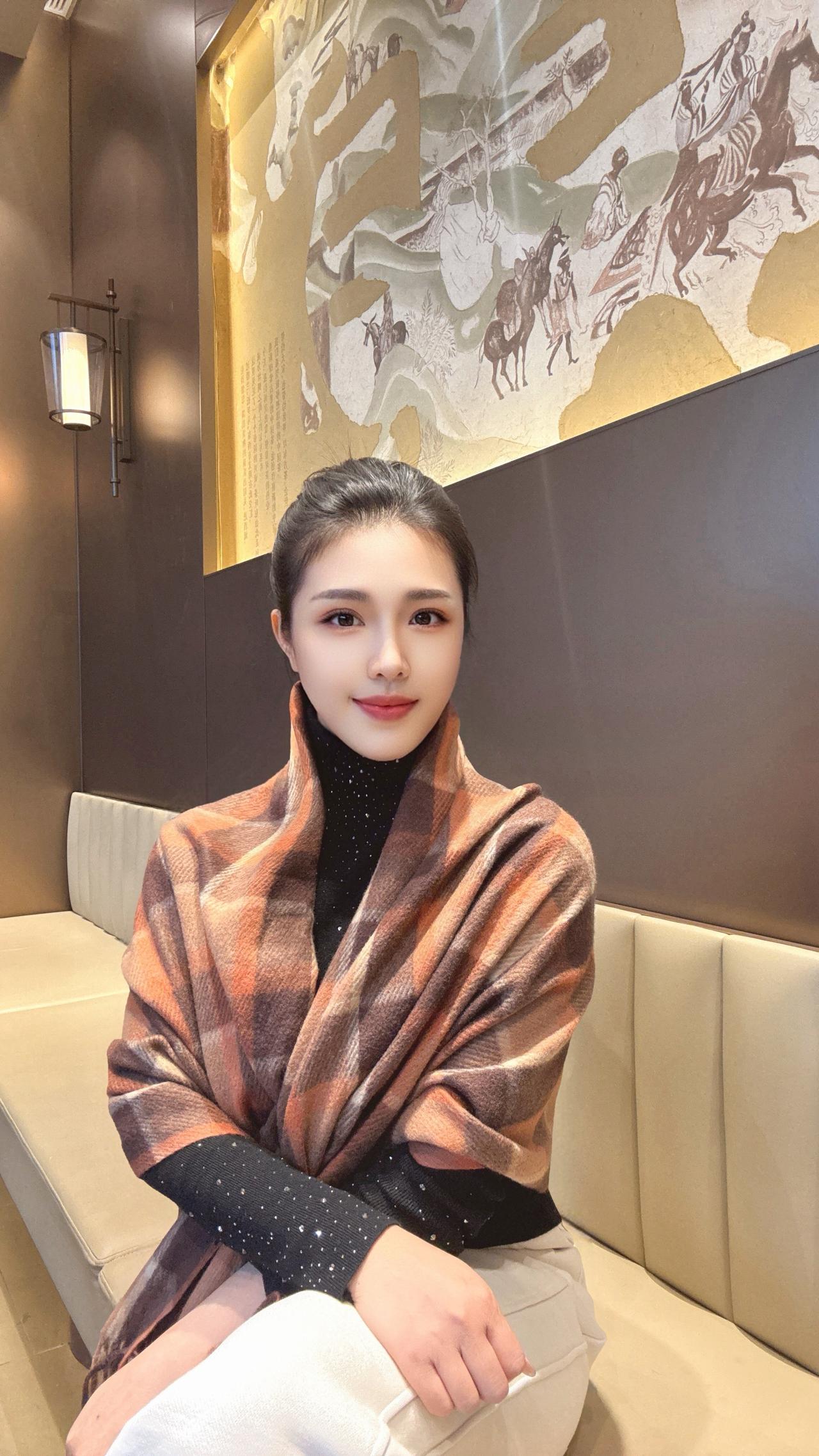 我们背负虚空行走，却称之为意义。