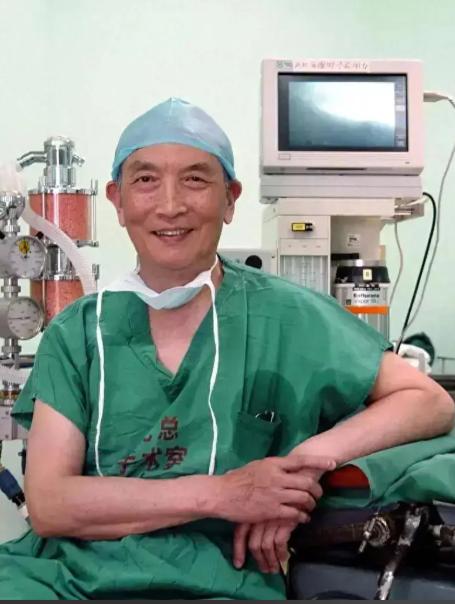 “真正让自己康复的不是药物！”2006年，肿瘤专家华益慰抗癌一年离世，在生命的尽