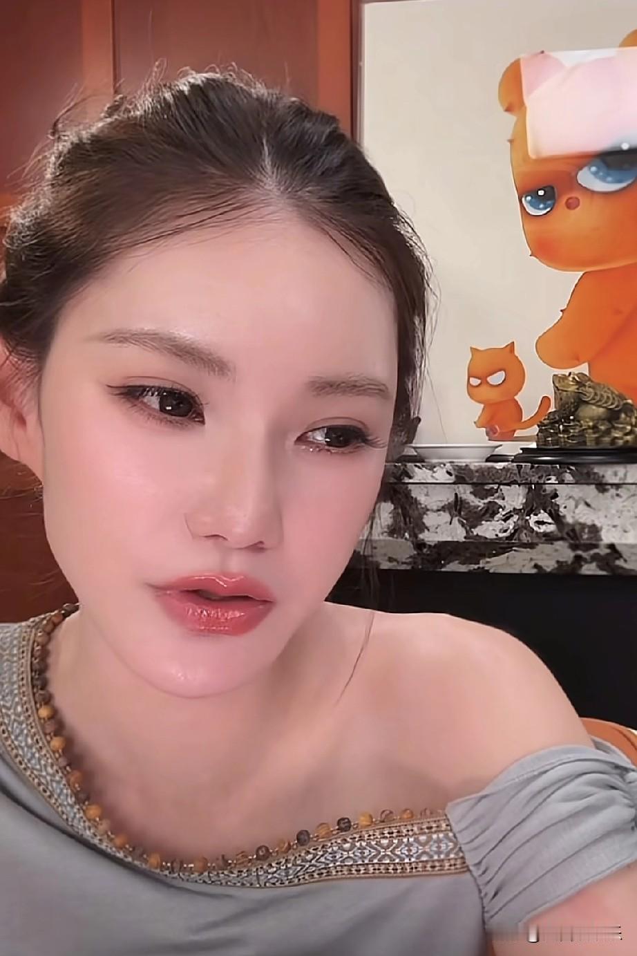 我早就说马筱梅这个女人不简单，这次她彻底把汪家的天给掀翻了。先是回娘家生孩