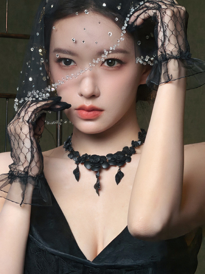 程潇的黑金look程潇暗夜加冕星河为坠程潇暗夜加冕星河为坠，程潇的黑金look