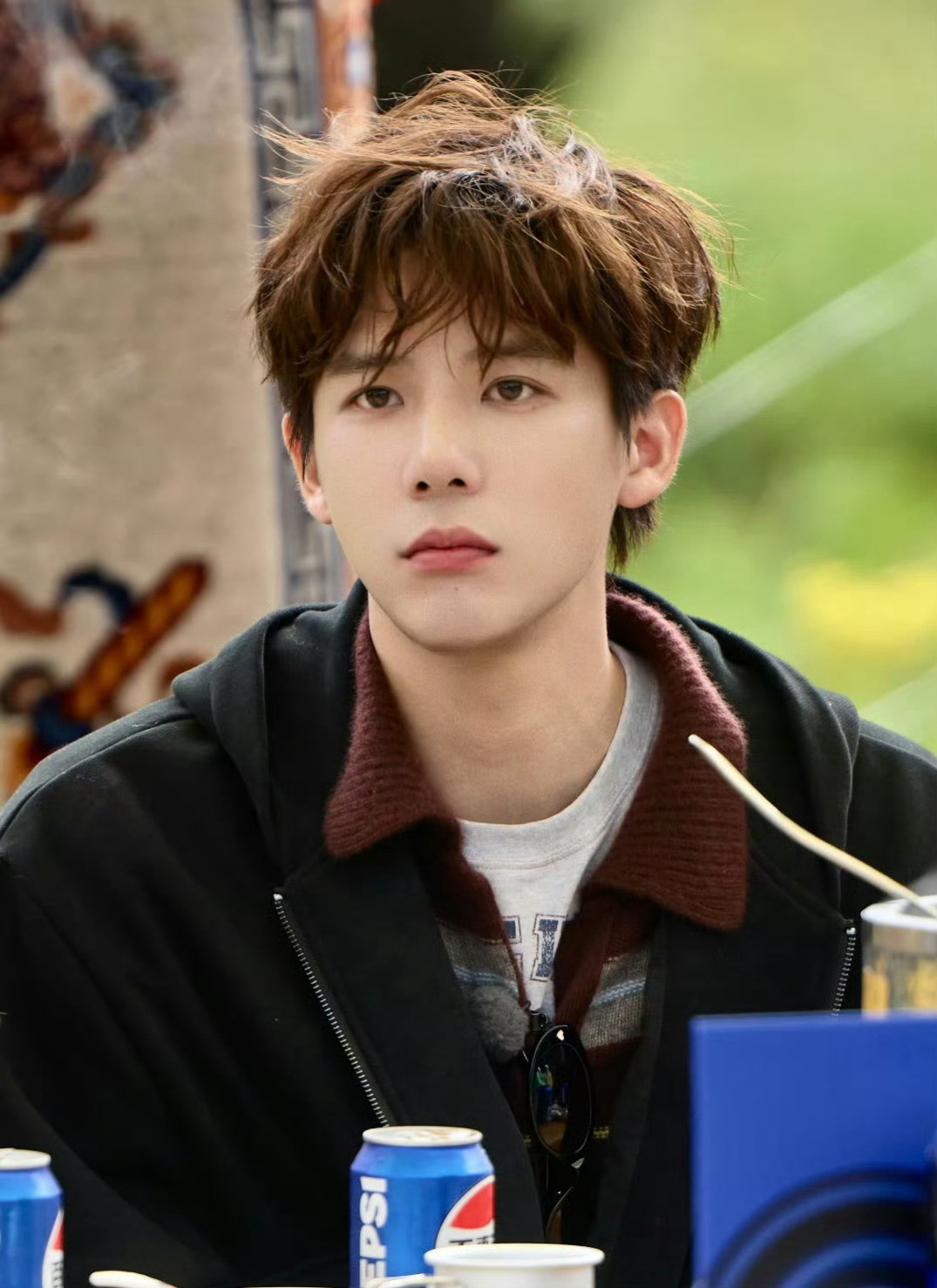 王安宇高中毕业照王安宇这孩子打小就帅，高中也是乐队主唱，又帅又优秀啊​​​