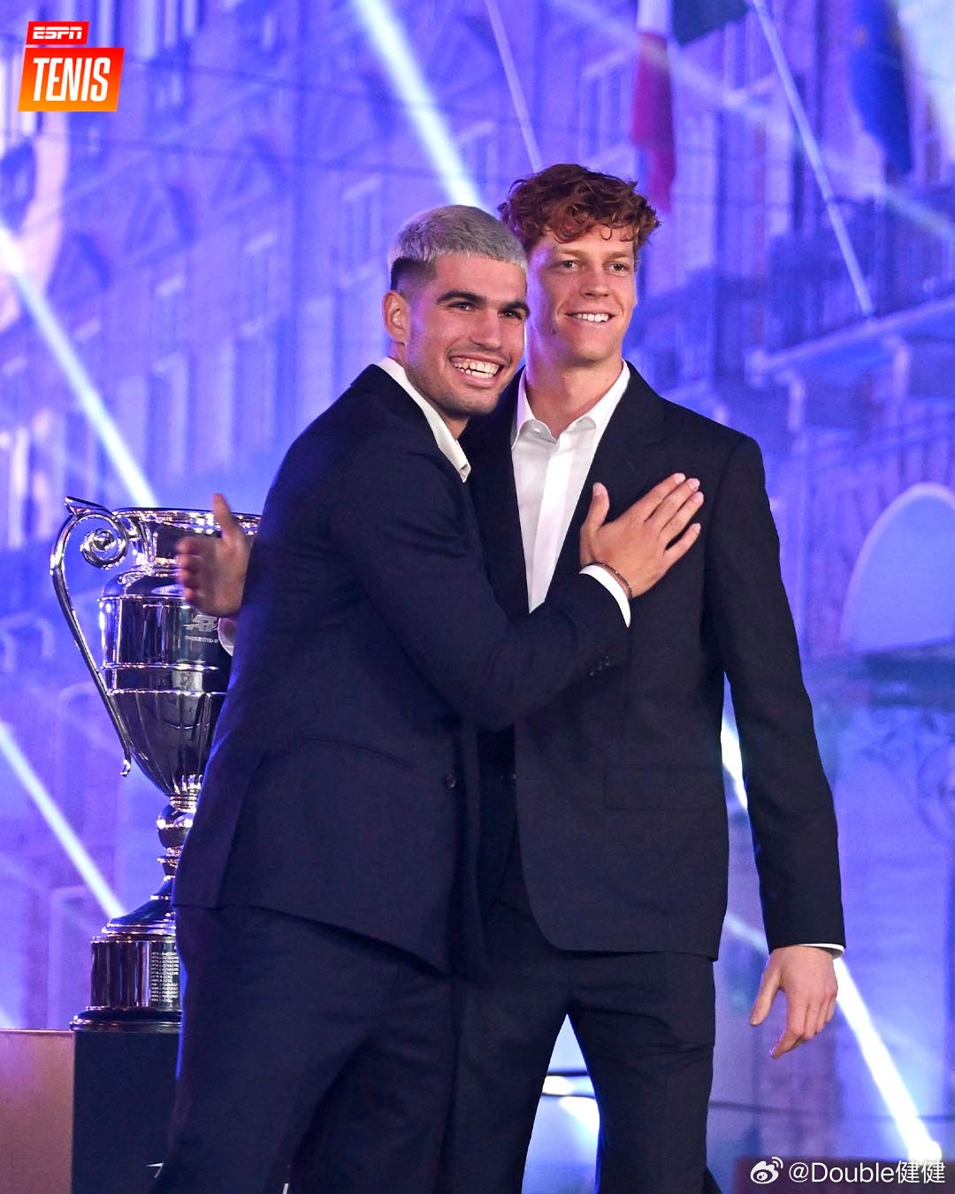 2009年来世界第一和第二积分都突破12000分:1⃣阿尔卡拉斯🇪🇸: