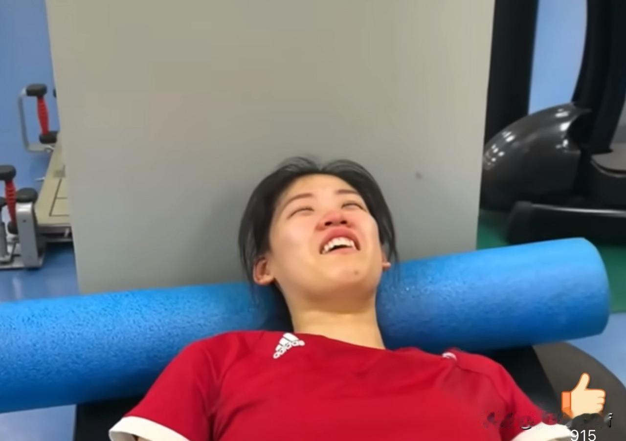 李盈莹哭得特别凶[哭哭][哭哭]6.7号凌晨，妹妹李盈莹在社交媒体平台上发了一条