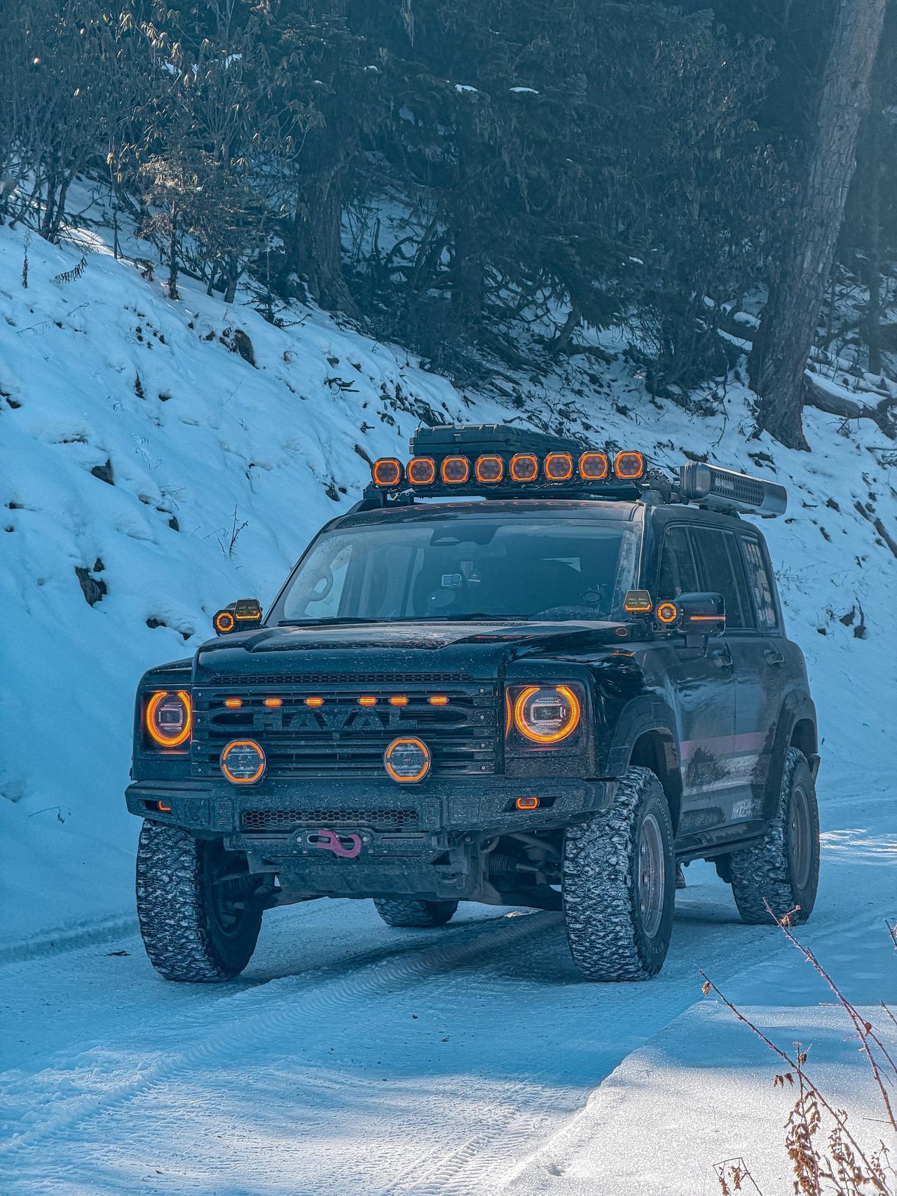 别拿你那软绵绵的照片配硬曲了硬派越野二代哈弗H9勇士版新哈弗H5越野改装