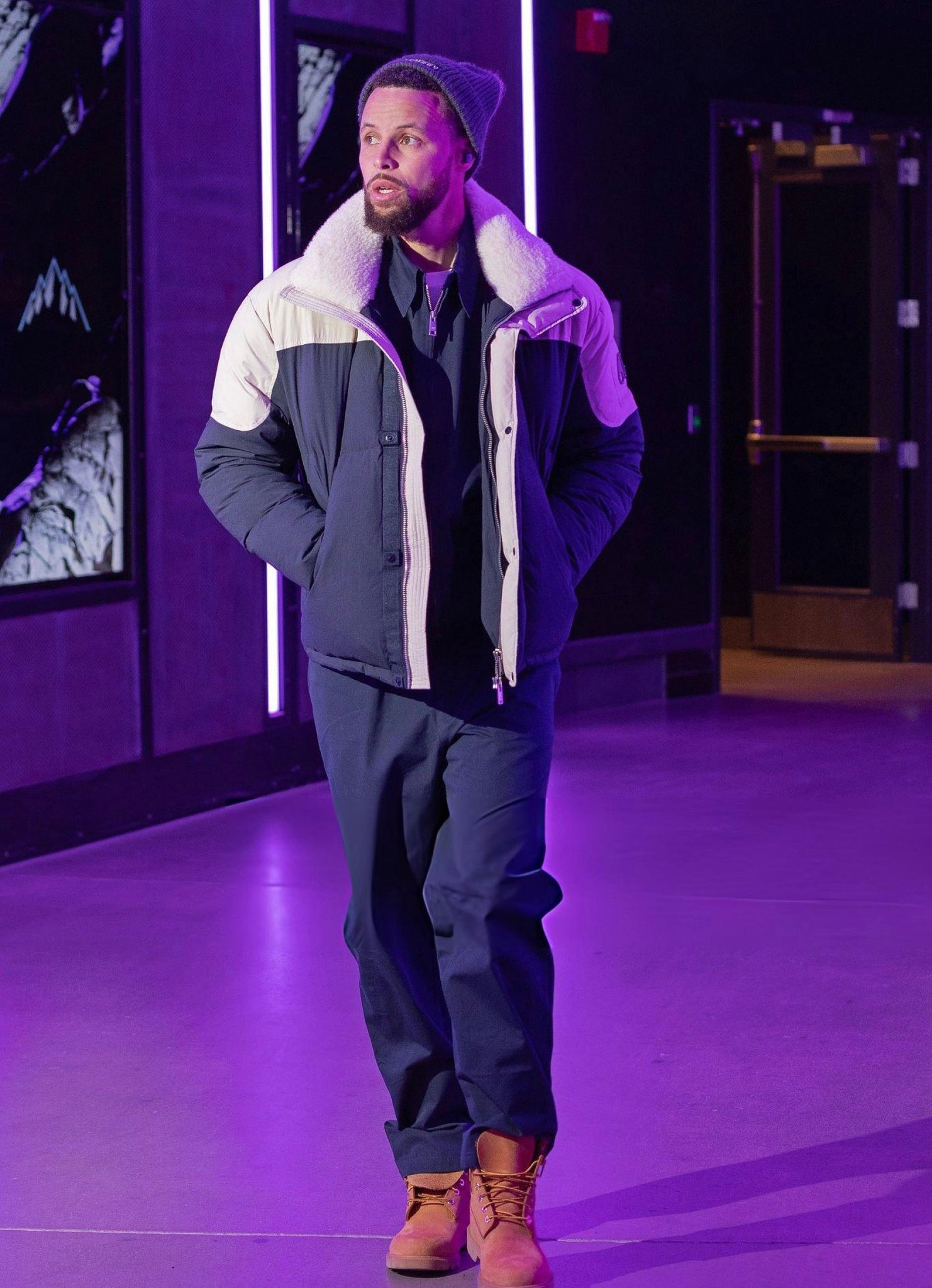 这是有多损才能P这样的图库里