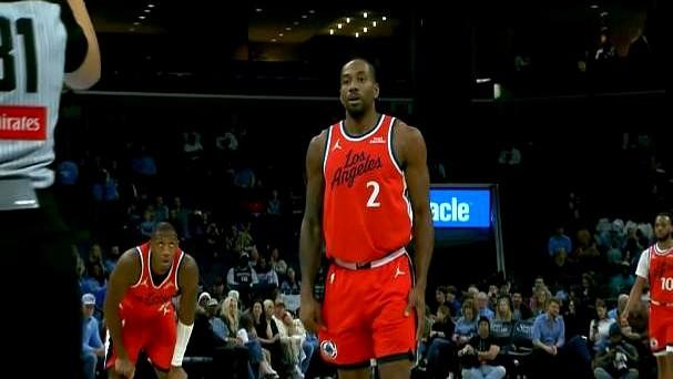 单节被轰41分，最多落后19分，背靠背作战的快船眼看就要交代了。灰熊那边，一