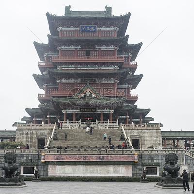 世人皆知《滕王阁序》，却少有人知滕王是谁？滕王是李渊第22子，李渊驾崩时他6岁