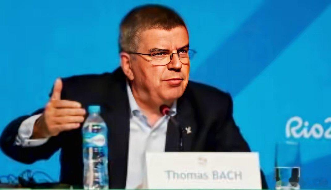 巴赫再次用现实证明：一味示好并没有用。国际奥委会原本期待中国城市申办2036年奥