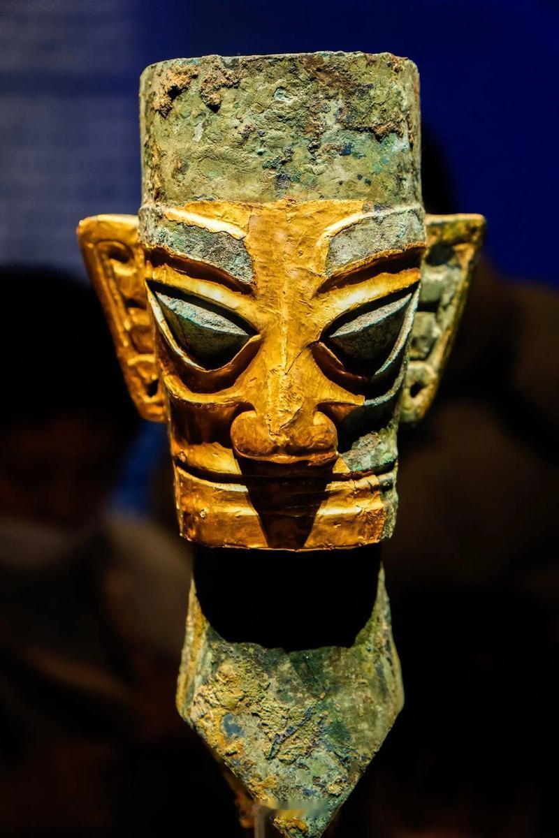 三星堆为啥不再继续挖了?因为再继续挖下去，神话可能变成现实。还记得1986年