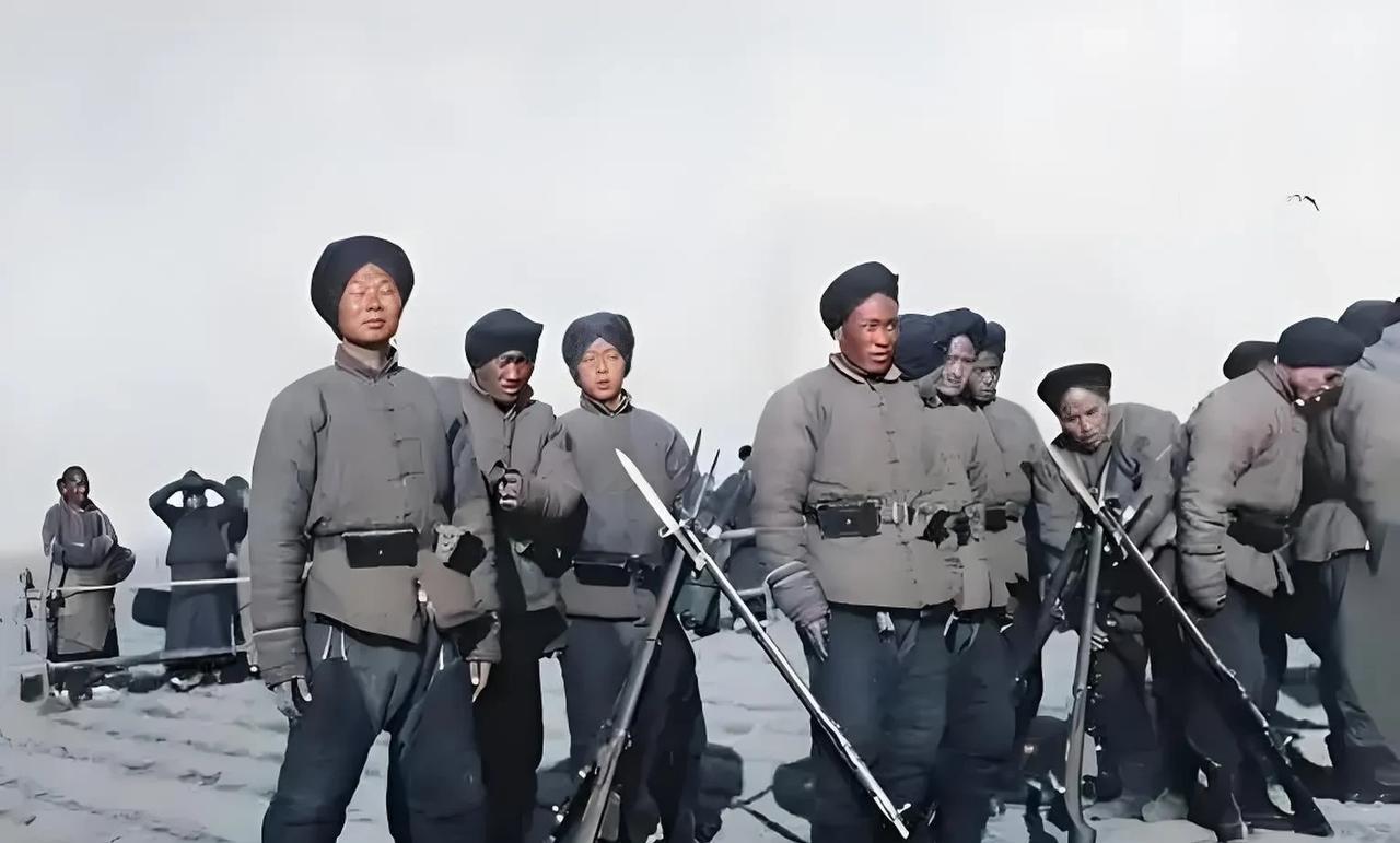 李鸿章主持建造的江南制造总局，诞生于1865年，三年后即1868年就制成前装滑膛