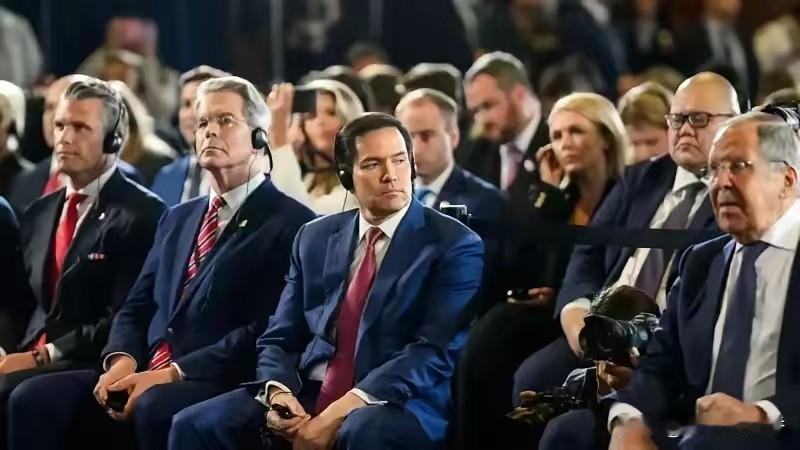 美国务卿鲁比奥正式表态：不停火就继续打，美国不管了。12月3日，鲁比奥得知美俄