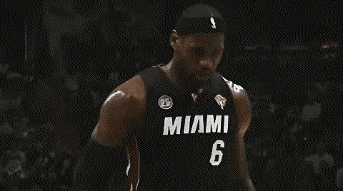 当对方的主防上场时，老詹和科比的态度完全不同！