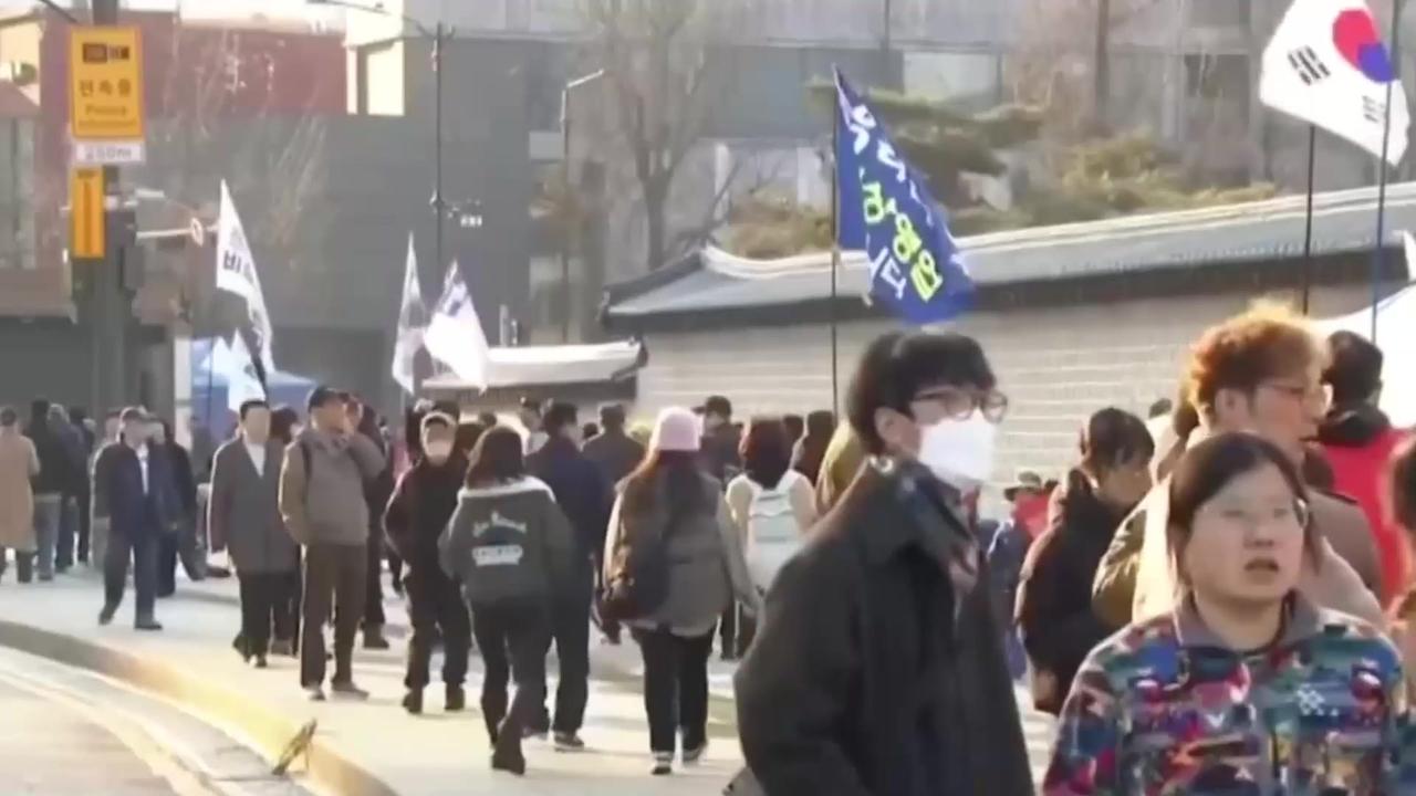 再过几十年，韩国人想咬一口自己国家种的苹果，可能都成奢望了。不光是苹果，连他们