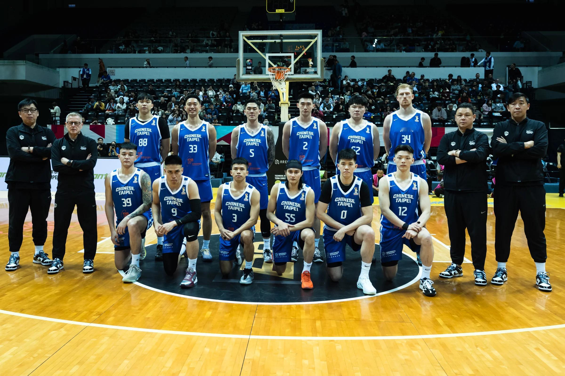 中国台北男篮战胜韩国中国台北男篮77-65击败了韩国。现在日本、韩国都是2胜1