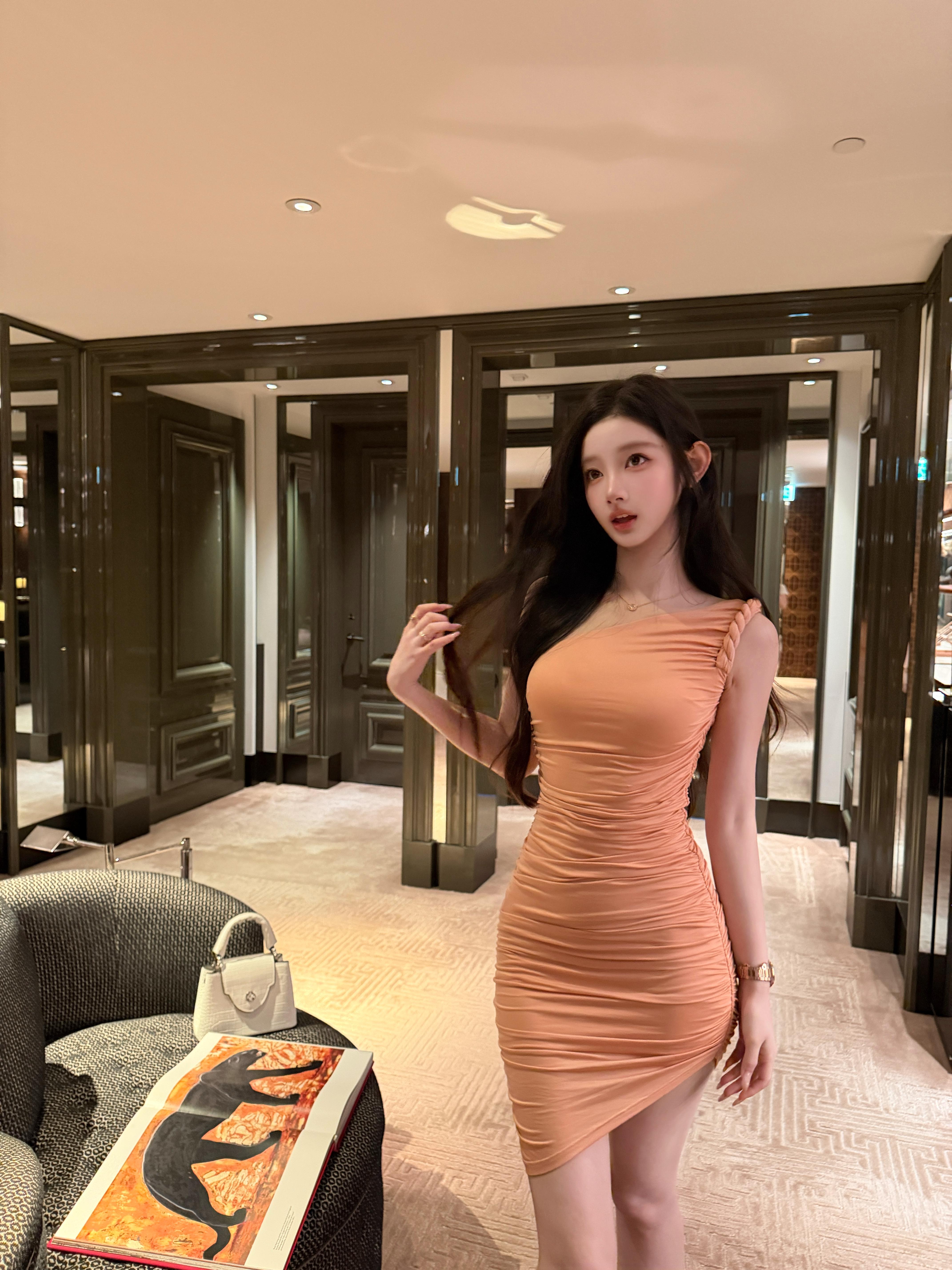 偶尔也想和某个人的缘分再深些。