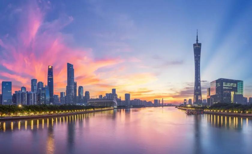 人口迁移大势已定！别被“深圳人口净增25.9万”骗了——年轻人还在往里挤，可不少