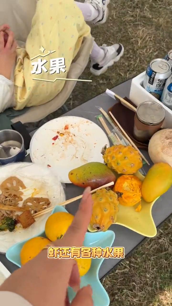 生活小记。自从买了方程豹钛7，有了外放电，我老公就三天两头的拉着我们出来露营。