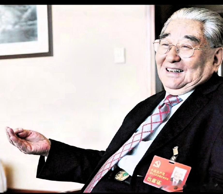 南博出事全网却狂念韩培信！这波魔幻操作，撕开多少人心里的意难平？南博刚爆