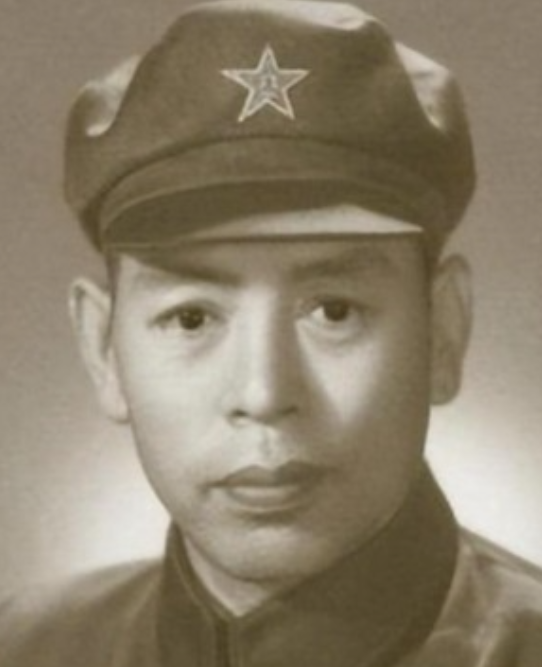 1932年，陈玉仁叛变，供出了潜伏在敌人内部的地下党员王世英。王世英察觉到异常后