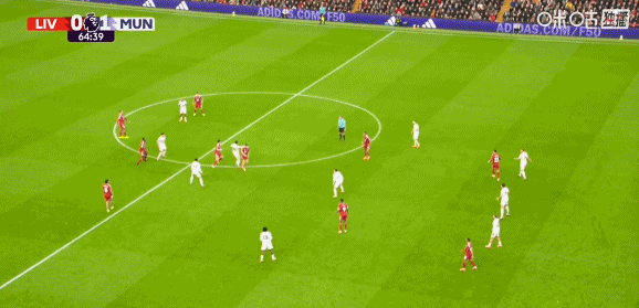利物浦5-1大胜之后，终于找到此前4连败的原因！连续两场比赛，“独狼”萨拉赫