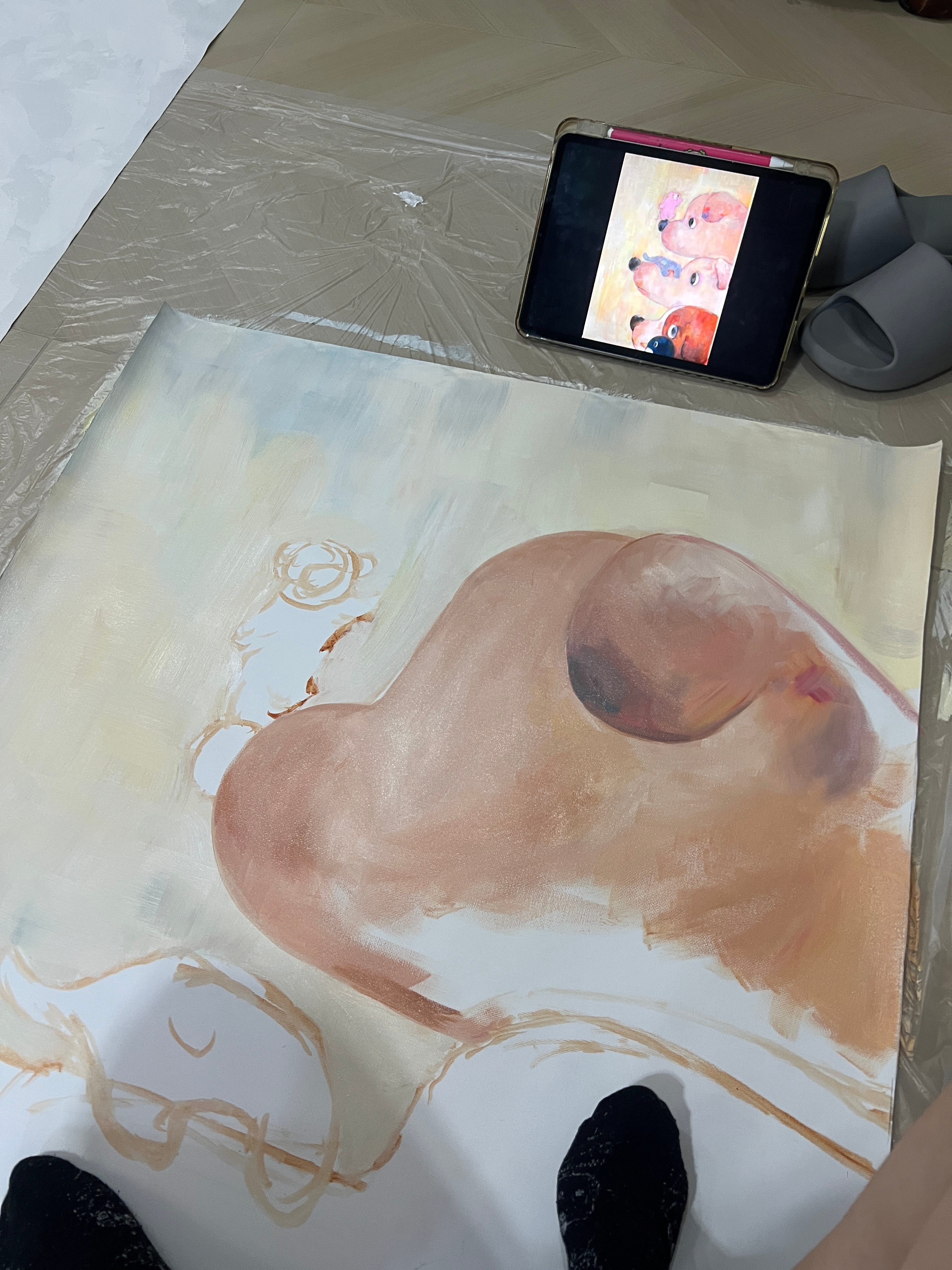 我的工作应该是画装饰画干苦力，每次我觉得一点都不累好开心