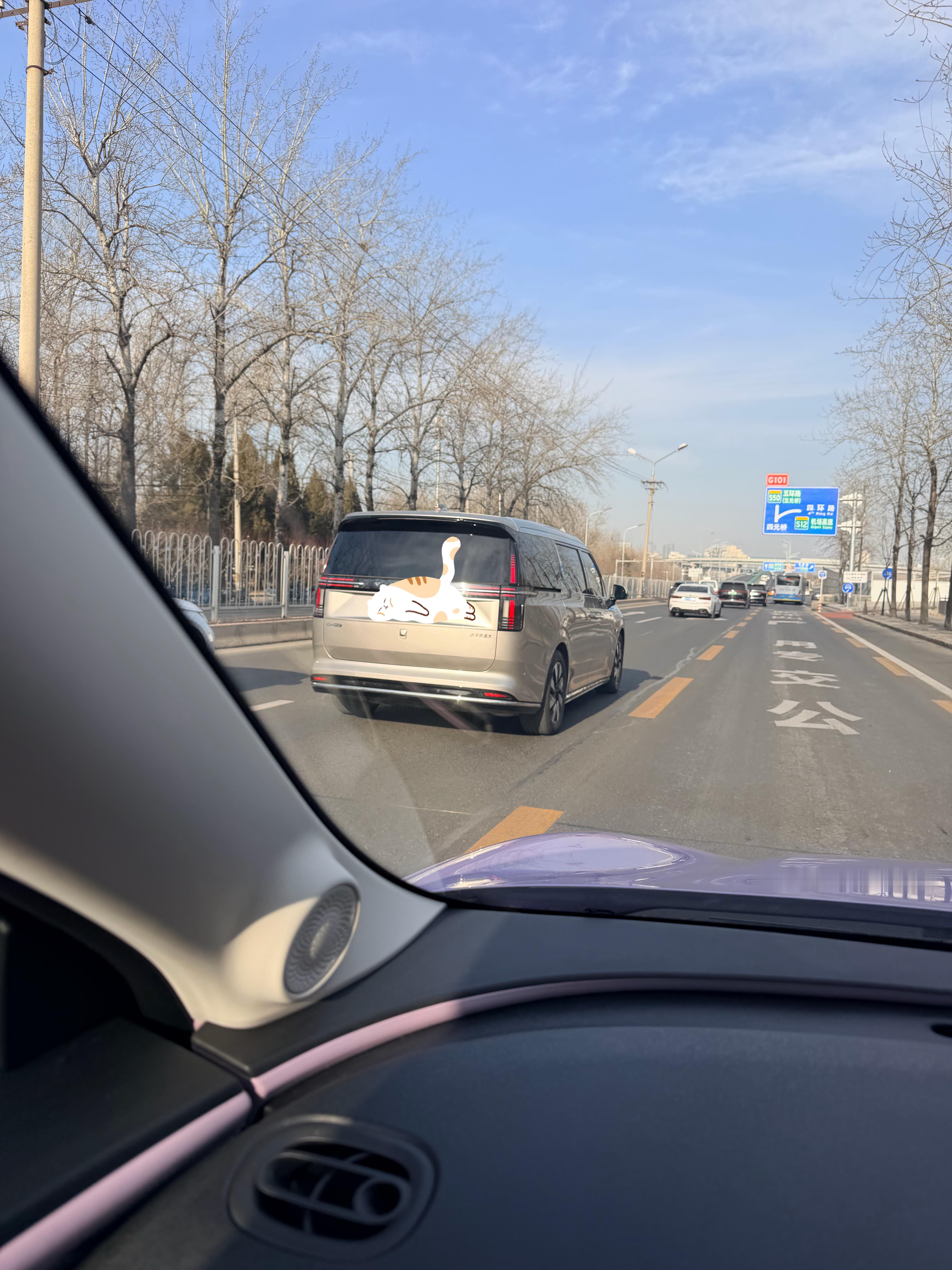 少见的百万MPV，猜得到不？