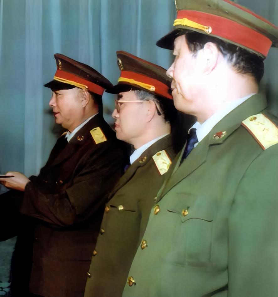 1993年是新中国历史上第三次大授衔，只有六位将军晋升上将，他们代表了解放战争时
