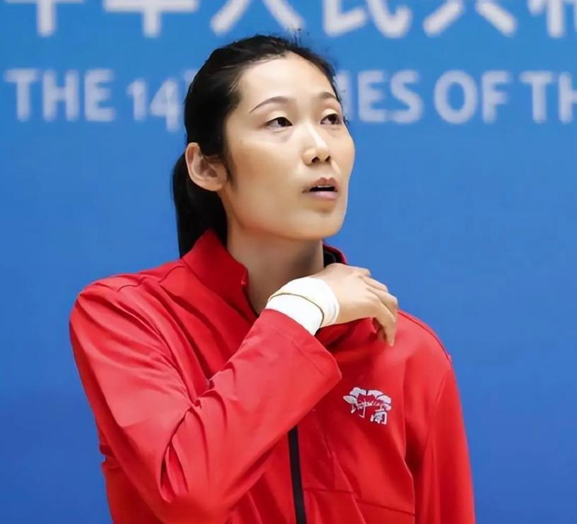 朱婷之所以没能入选进国家队，最主要的原因就是朱婷实力太强，有些人不一定能驾驭得了