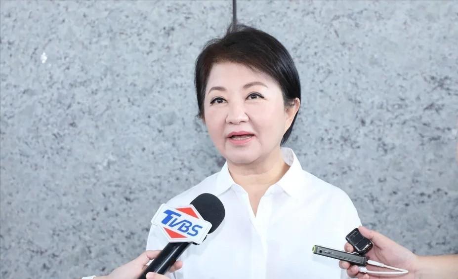 卢秀燕6月29日提出的‌2400亿元新台币‌的建议金额，比民进党当局原本提出的2