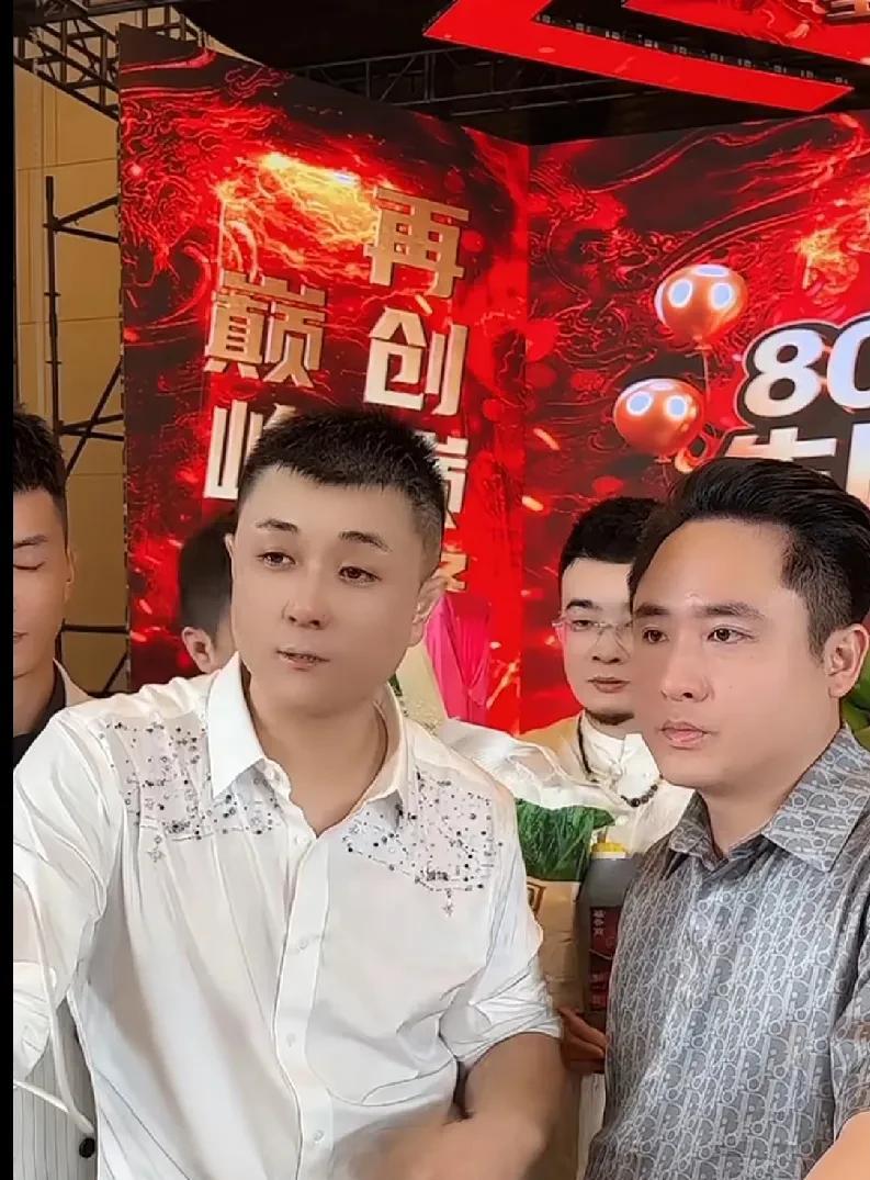 老葛和散打成为合伙人后，销售额不升反降，账号离破亿越来越远？因为最近老葛官宣了