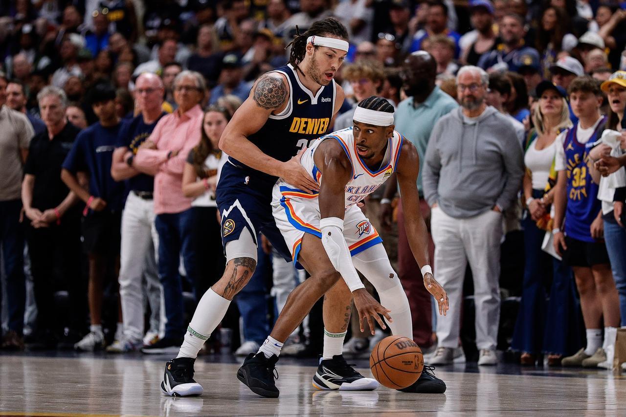 开赛仅一周，就已经有4位球员拿到50分，亚历山大55分暂列第一，里夫斯和马尔卡宁