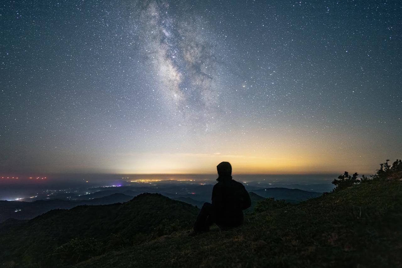 10个让你情绪很稳定的人性铁律（值得背诵）