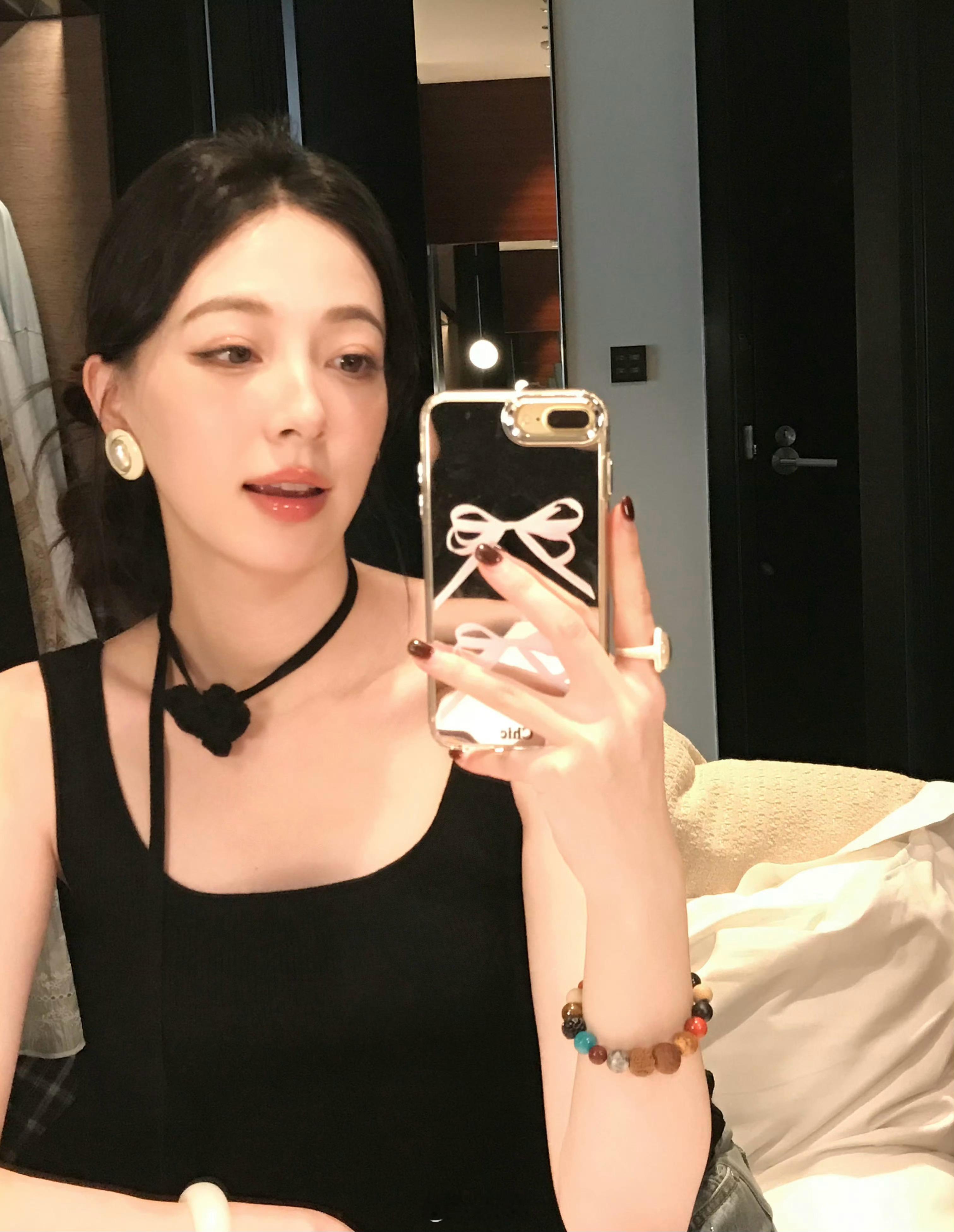 有钱人也还在用home键iPhone！