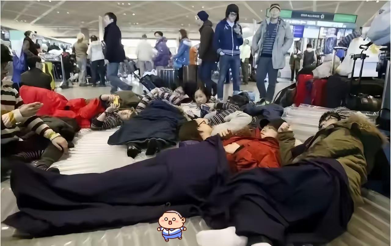 中国人，回来！回来！已经在日本的国人，那里已经充满危险！！极右翼日本军国主义开始