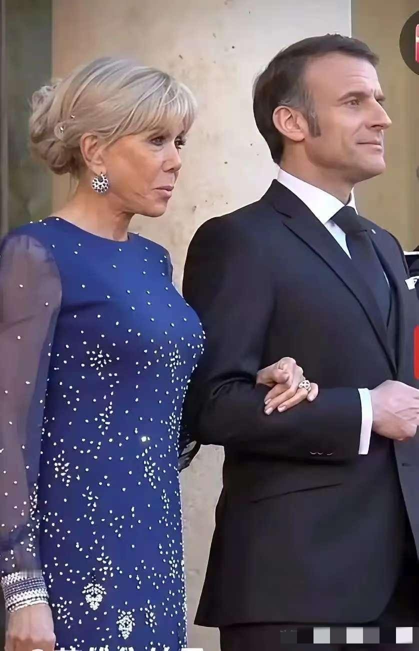 这个地球上我最想不通的人，就是马克龙了，他今年都已经48岁的人了，居然还是这