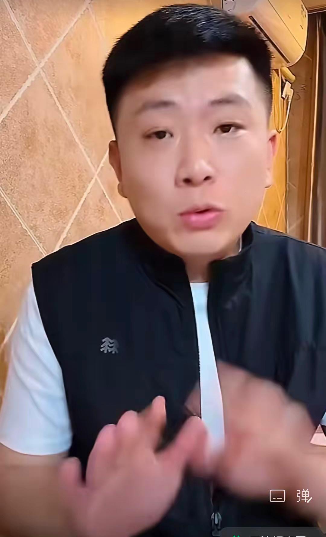 【著名相声表演艺术家杨议收徒费用曝光，你是如何看待的呢？】近日，著名相声表演艺