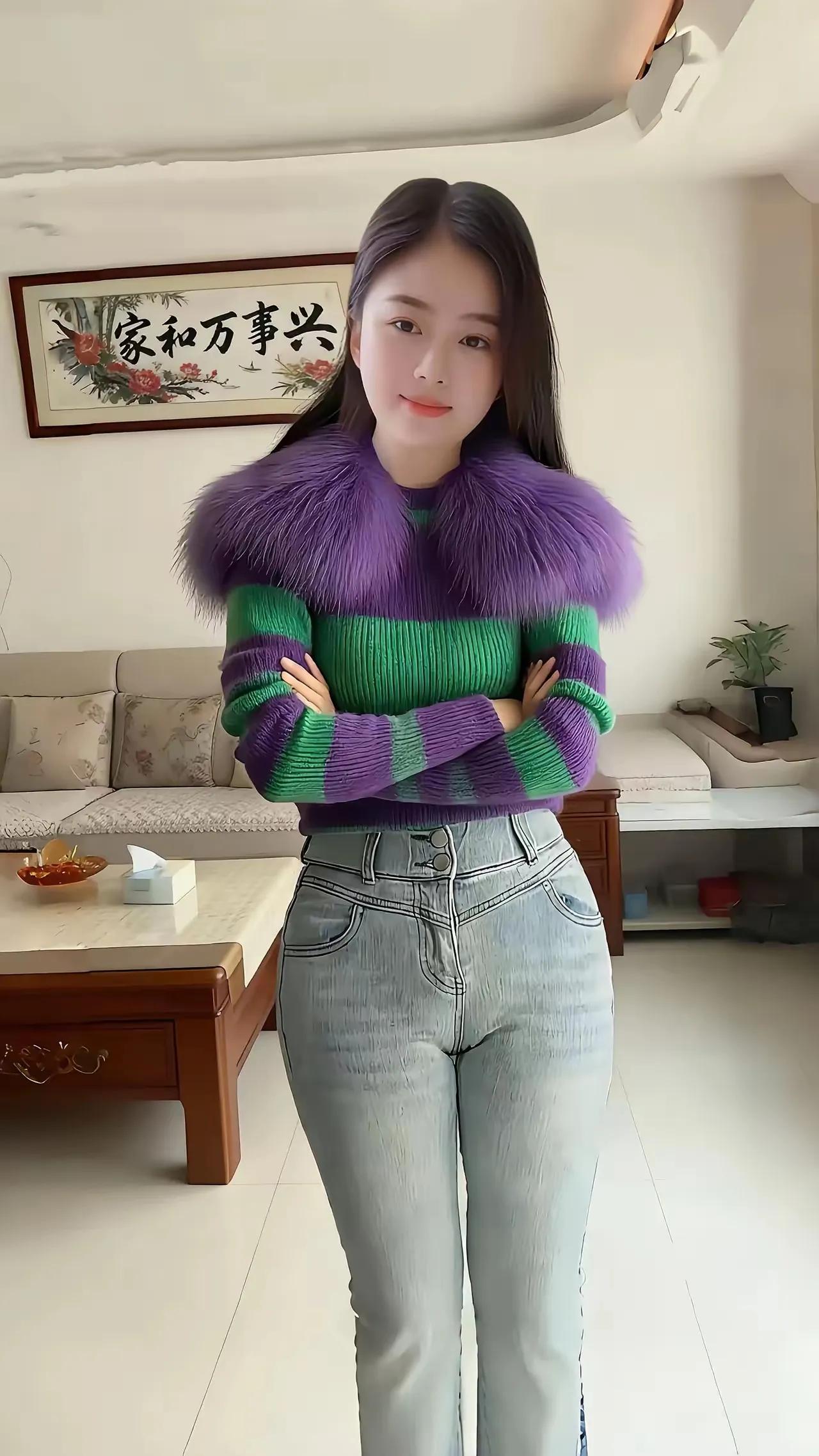 甜美少女风穿搭来啦！紫绿毛衣配牛仔裤，清新还吸睛✨今儿个分享套超适合日常的甜美