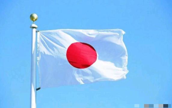 日本这下尴尬了！日本嘴巴不是动不动声称，日本坚决反对任何以武力单方面改变现状的行