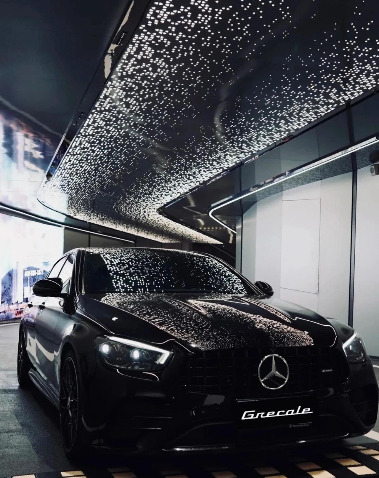 每日一台车｜要想腰板直一定要开奔驰作为豪华中大型轿车市场的标杆，2026款奔驰